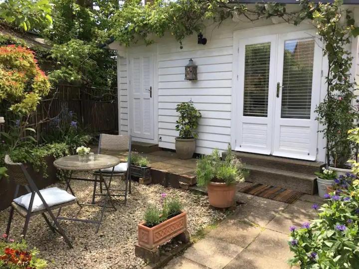 Garden Studio Cranbrook Exteriör bild